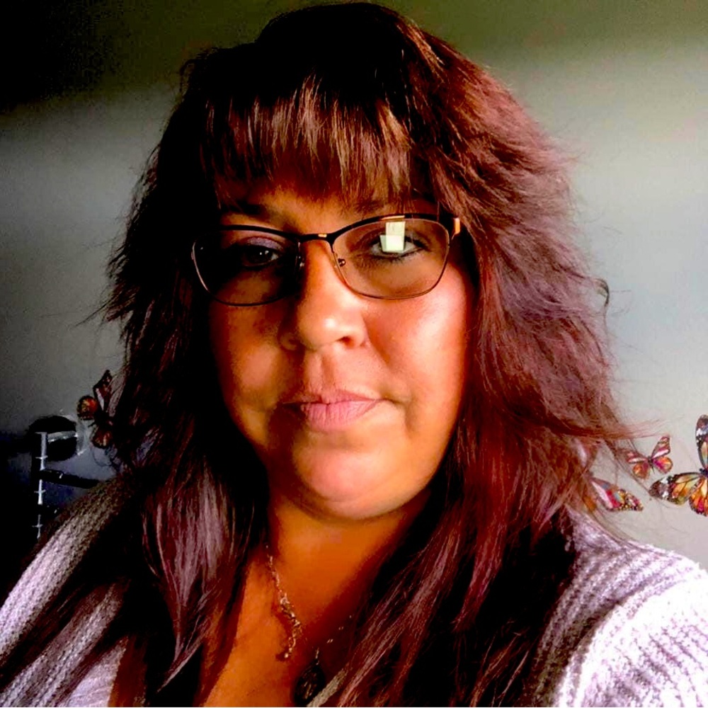 Meet your Posher, Anglea